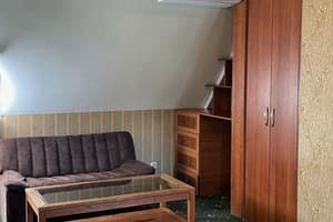 Пивденна Брама 44