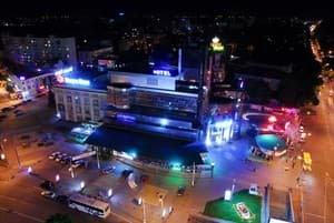 Plaza 2