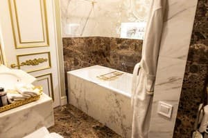 Отель Royal Palace Luxury Hotel & SPA. Люкс двухместный №308 11